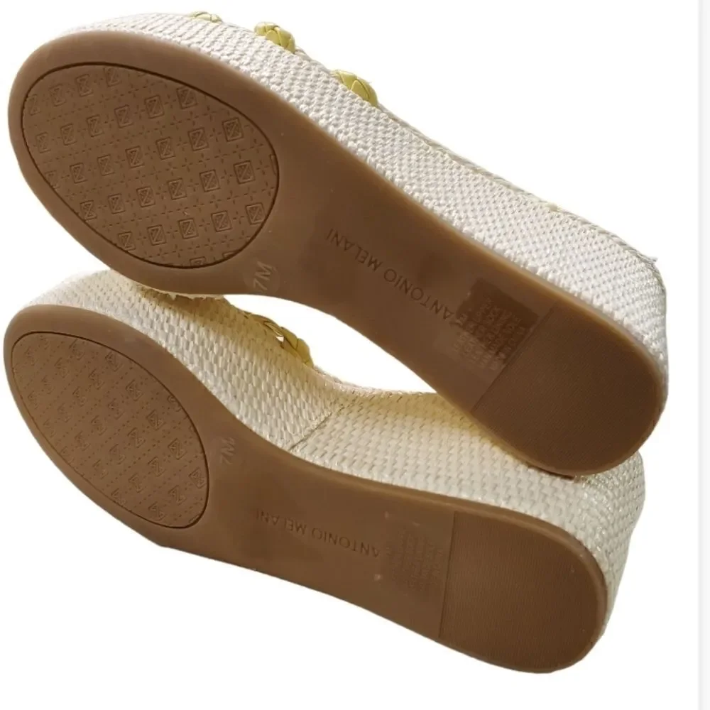 ✨️New✨️Antonio Melani leather wedge, Nwot,  size 7.5